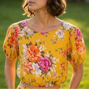 NWT RACHEL Rachel Roy Floral Puff Sleeve Cropped Blouse